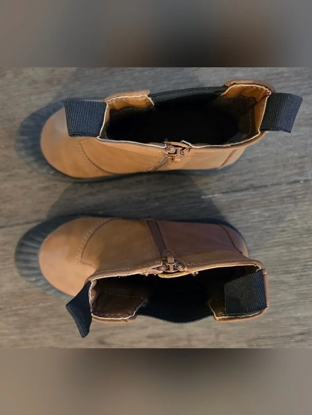 H&M Kids Brown Chelsea Boots With Side Zipper and Reinforced Rubber Toe Size 1